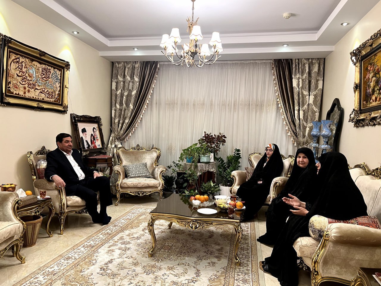 مخبر: خون شهیدان هسته‌ای چراغ راه علم و فناوری کشور است/امروز فناوری بومی هسته‌ای یکی از مولفه‌های اصلی اقتدار و قدرت ملی است