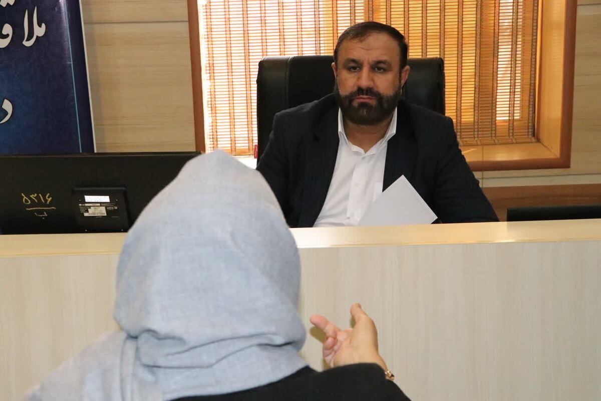 دادستان تهران به مشکلات حقوقی و قضایی ۱۲۱ نفر از شهروندان رسیدگی کرد