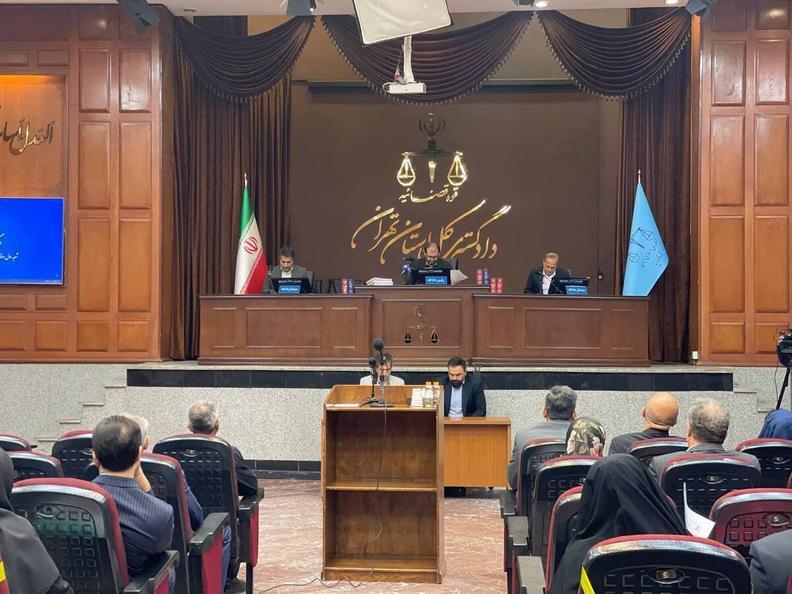 آغاز محاکمه ۲۱ نفر از متهمان یکی از پروندههای قاچاق سوخت اخبار هفته