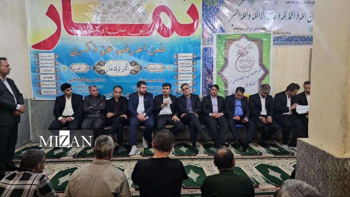 دادستان مرکز استان فارس به مسائل و مشکلات قضایی زندانیان در زندان اقلید رسیدگی کرد