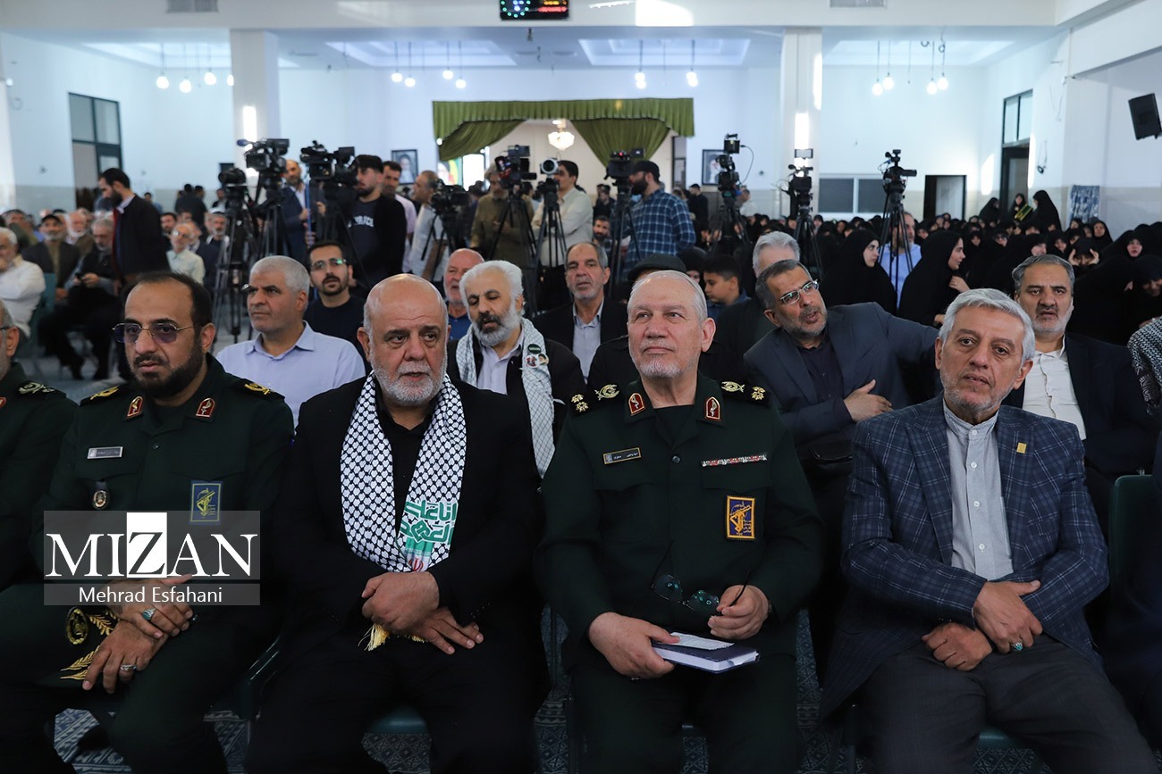 مشاور عالی فرمانده معظم کل قوا: نیروی قدس و فرماندهان سپاه پاسداران به حرفی که میزنند عمل میکنند مشاور عالی فرمانده معظم کل قوا: نیروی قدس و فرماندهان سپاه پاسداران به حرفی که میزنند عمل میکنند