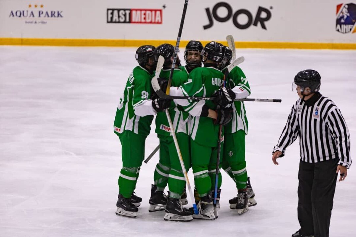 پیروزی پر گل تیم ملی هاکی روی یخ ایران در جام جهانی ارمنستان