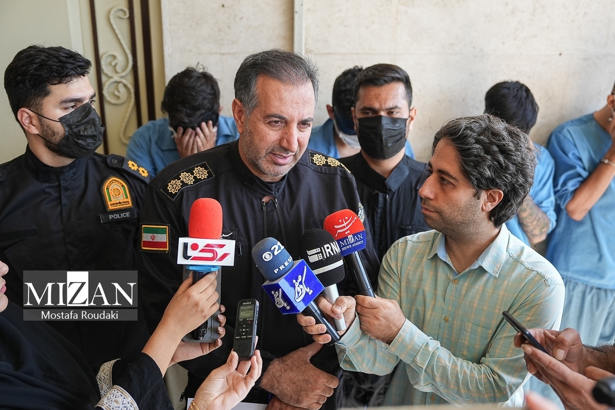 معاون عملیات پلیس اطلاعات فرماندهی انتظامی تهران بزرگ: سال ۱۴۰۴ سال متفاوتی برای اراذل و اوباش خواهد بود