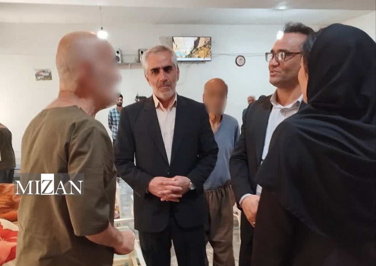 دادستان بروجرد از مرکز توانبخشی بیماران اعصاب و روان و کمپ ترک اعتیاد بانوان شهرستان بازدید کرد