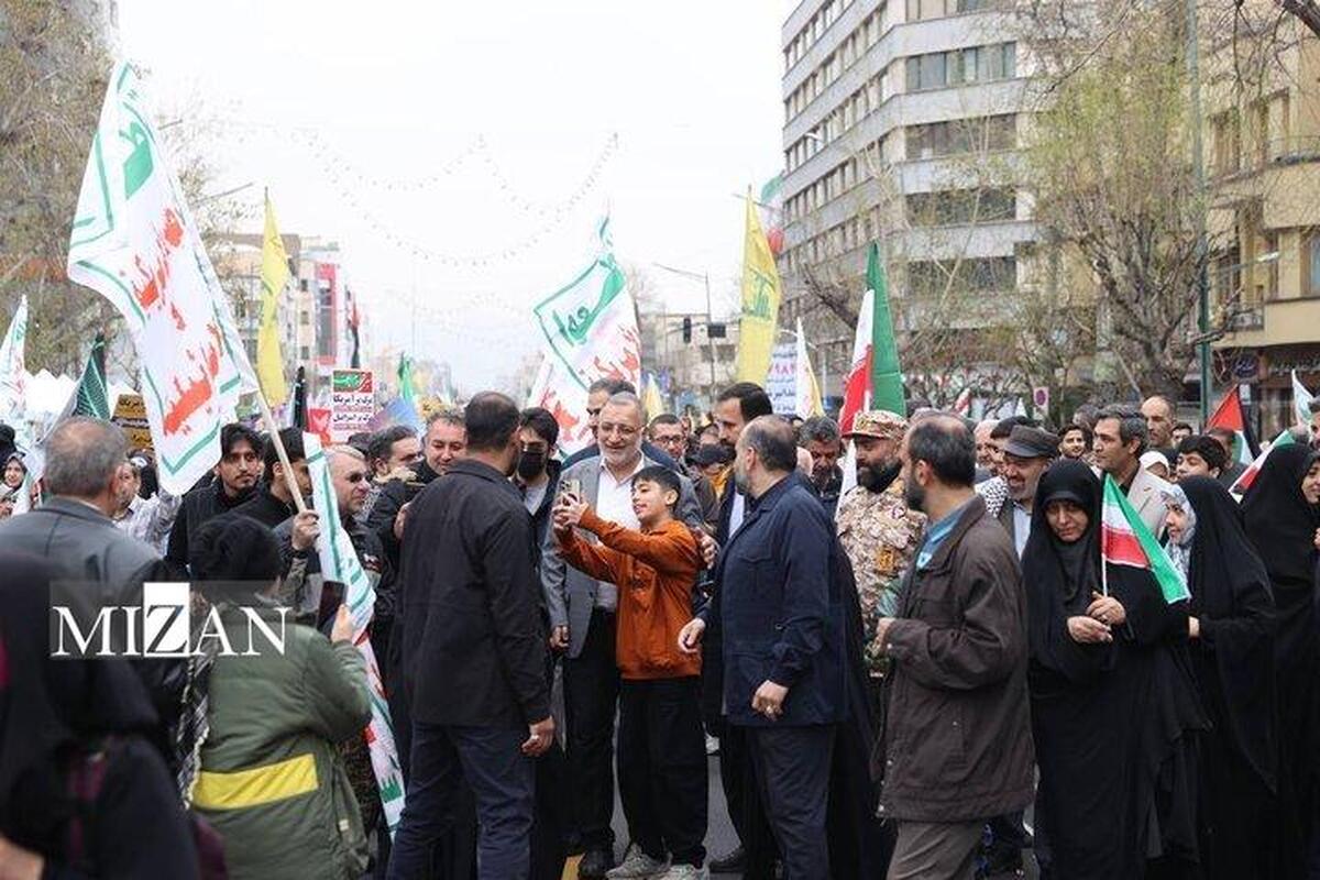 قدرت مردم آنقدر قابلیت دارد که پرونده ننگین همه مستکبران خاصه غده سرطانی رژیم صهیونیستی را ببندد