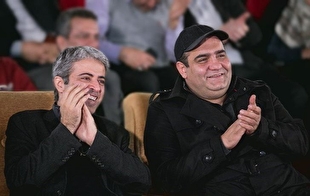 نمایش از رنج و پهلوانی روی آنتن رادیو نمایش