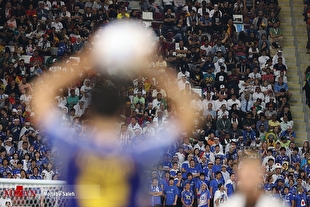 برندگان و بازندگان بازار فوتبال اروپا در سال ۲۰۲۵/ لیگ جزیره همچنان روی قله ایستاد