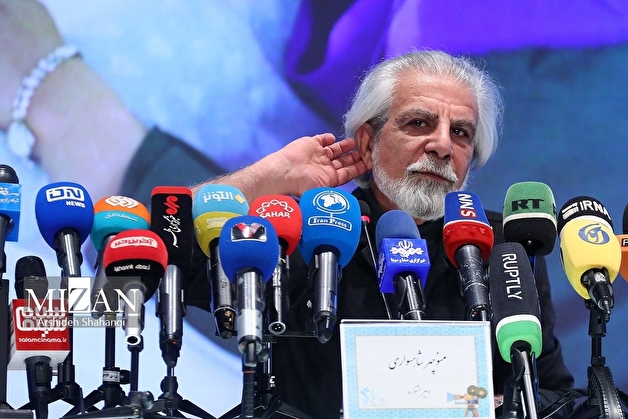 حذف هیات انتخاب از جشنواره فیلم فجر در سکوت/ وقتی دبیر پاسخگو نیست