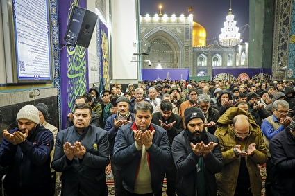 آیین معنوی اعتکاف در حرم مطهر رضوی
