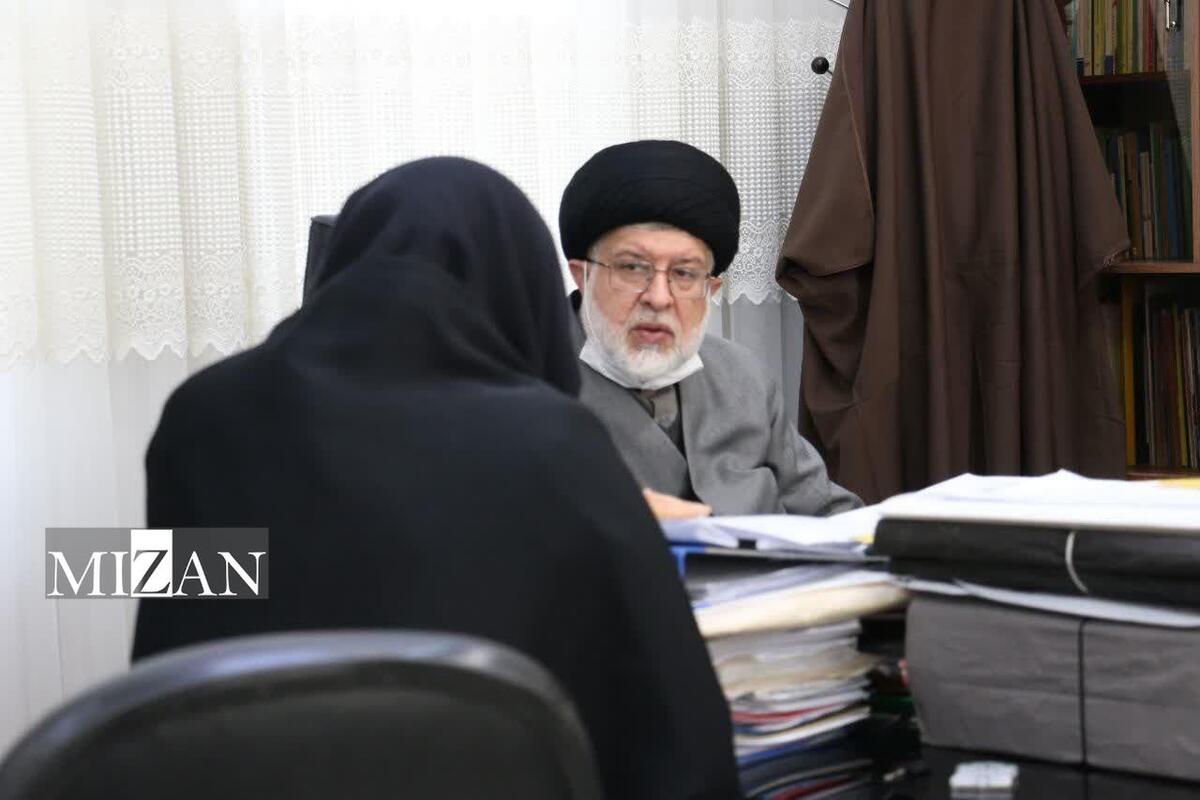 مسئولین قضایی دادگستری قم به درخواست ۹۸ نفر از مراجعان در ملاقات مردمی رسیدگی کردند