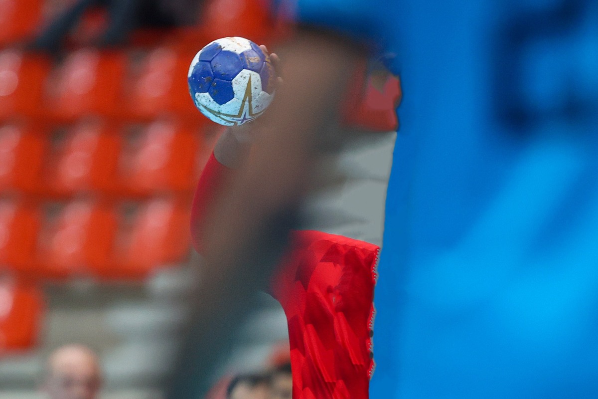 نبرد جذاب صدرنشینی لیگ برتر هندبال زنان در بافق / استقلال به دنبال بهبود جایگاه