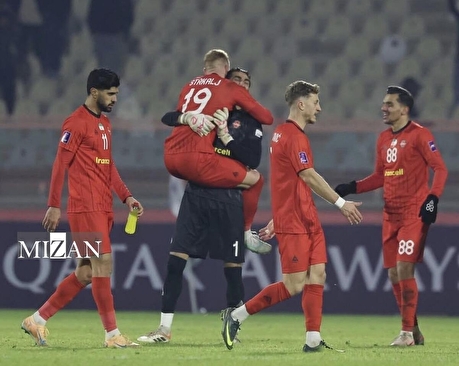 از طلسم‌شکنی مرد اول لیگ تا ادامه شکست‌ناپذیری اسکوچیچ و رفقا/ شبی که تراکتور؛ آسیا را به تماشا نشاند