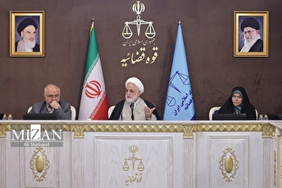 رئیس قوه قضاییه: دستگاه قضایی در عرصه مقابله با فساد و مفسد، به هیچ وجه گزینشی و تبعیض‌آمیز برخورد نمی‌کند