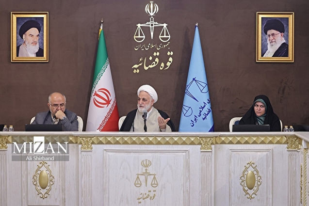 رئیس قوه قضاییه: دستگاه قضایی در عرصه مقابله با فساد و مفسد، به هیچ وجه گزینشی و تبعیض‌آمیز برخورد نمی‌کند