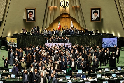 صحن علنی مجلس شورای اسلامی - ۲۱ دی ۱۴۰۴