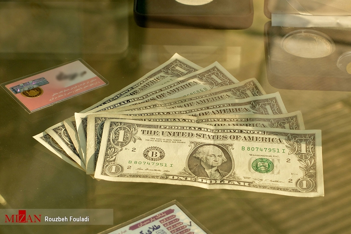 بازنگشتن ارزهای صادراتی به کشور باعث اخلال در معیشت مردم و تولید می‌شود