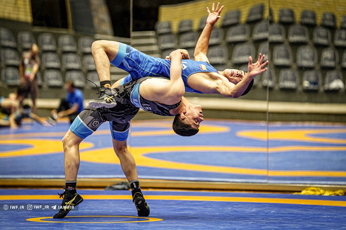 آغاز اردوی تیم ملی کشتی فرنگی جوانان از 28 دی ماه