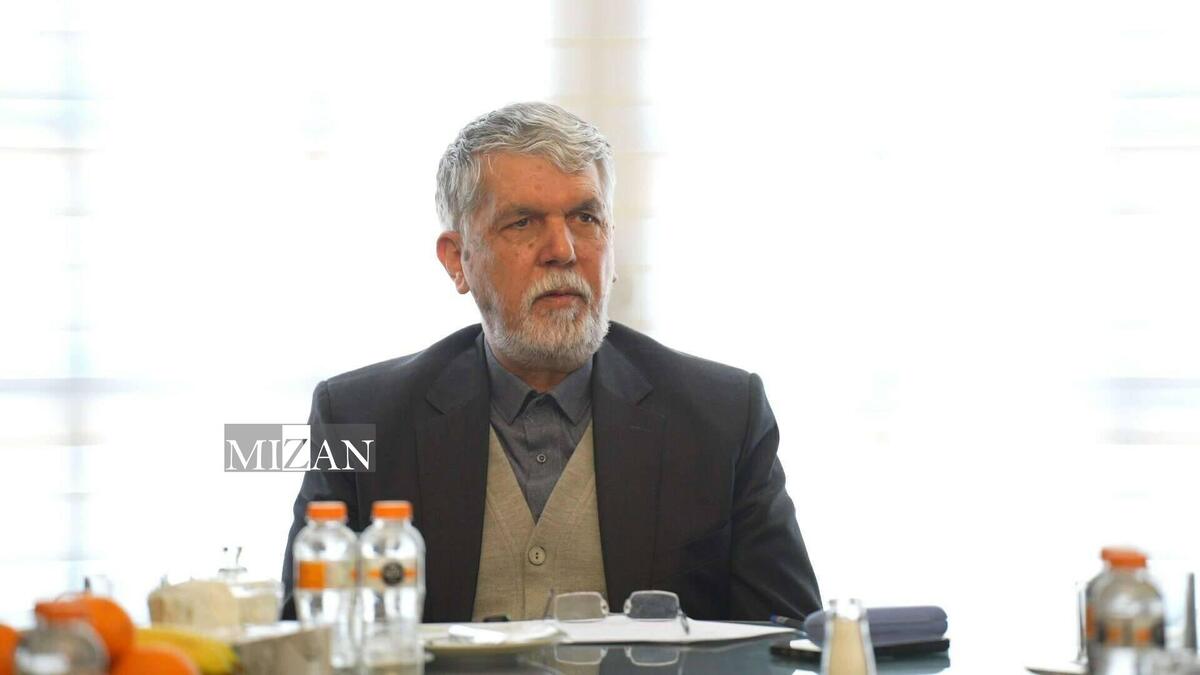 وزیر فرهنگ: جشنواره فیلم فجر نماد ملی و هویتی برای ایران است