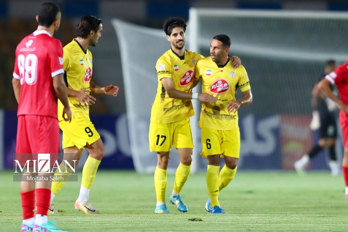 شکست بدموقع شاگردان اوسمار برابر فجرسپاسی / پرسپولیس در شیراز زمین‌گیر شد