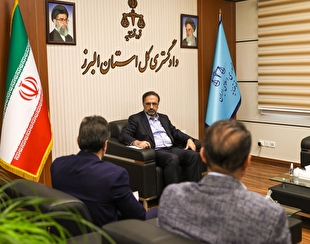 رسیدگی به درخواست‌های حقوقی و قضایی ۹۳۰ نفر از مراجعان در دیدار‌های مردمی دادگستری استان البرز