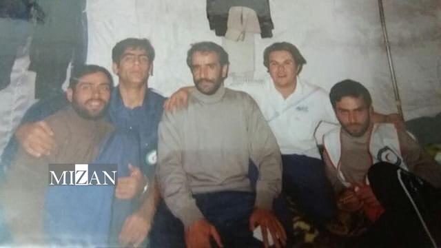 ۱۲ ثانیه برای ویرانی/به بهانه بیست و دومین سالگرد زلزله بم ۱۲ ثانیه برای ویرانی/به بهانه بیست و دومین سالگرد زلزله بم