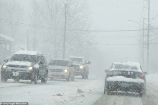 طوفان برف و اختلال گسترده حمل و نقل در نیویورک