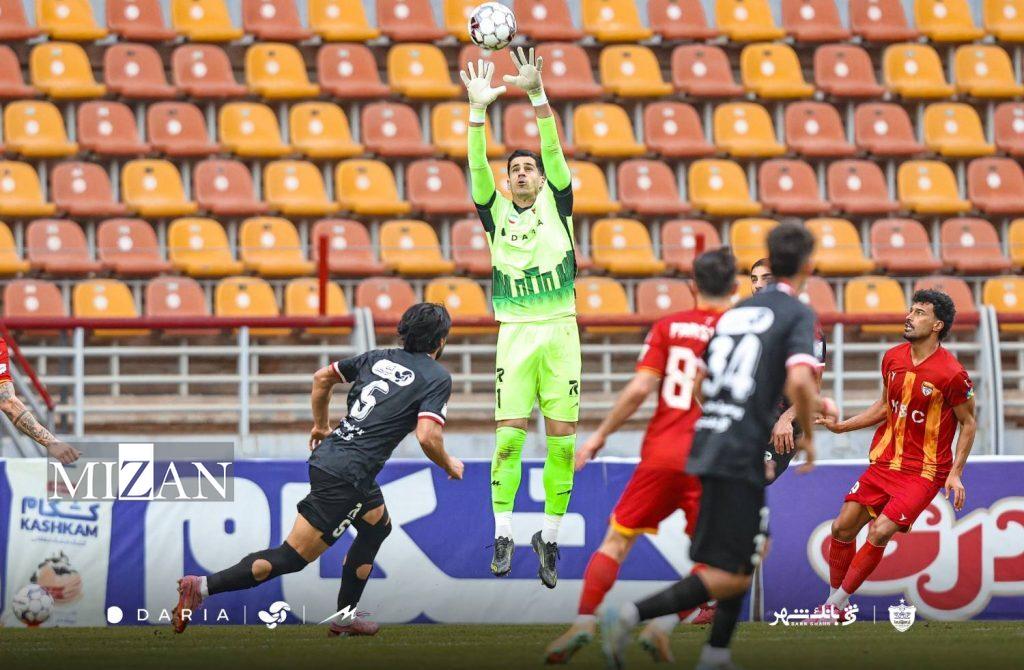 پرفراز و نشیب‌تر از نمودار سینوس؛ وقتی اوسمار هم نتوانست مشکلات تاکتیکی سرخ‌پوشان را حل کند/ کنار رفتن زودهنگام پرسپولیس از کورس قهرمانی؟