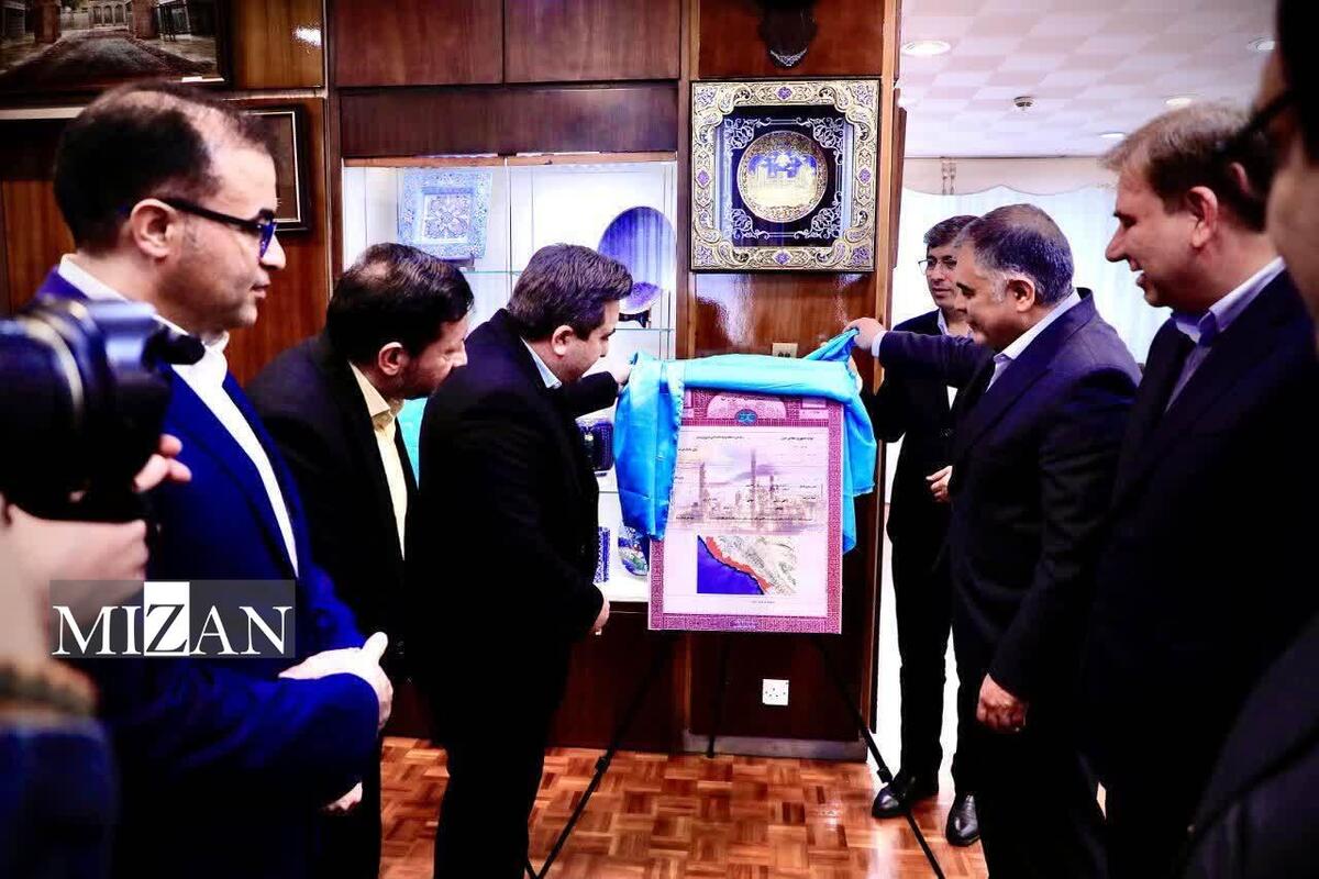 تثبیت مالکیت اراضی پارس شمالی و اهدای اسناد مالکیت ۱۶ هزار هکتار به وزارت نفت