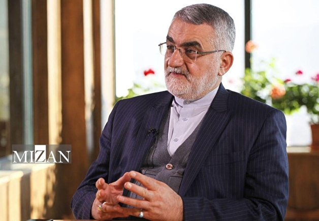 عضو کمیسیون امنیت ملی مجلس: انقلاب اسلامی، ایران را از اوج ذلت به اوج عزت رساند