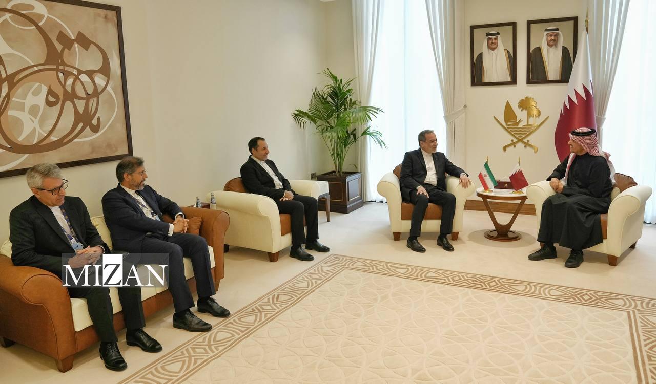 دیدار و رایزنی عراقچی با همتای قطری