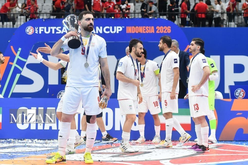 اصغری‌مقدم: وقتی تیم ملی قهرمان شده یعنی نمره قبولی گرفته/ نگاه ویژه‌ای به فوتسال ایران وجود ندارد؛ این‌طوری پیشرفت نمی‌کنیم