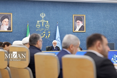 قاضی‌القضات: فراموشکاریم، یادمان رفته اجانب در کشورمان شاه انتخاب می‌کردند