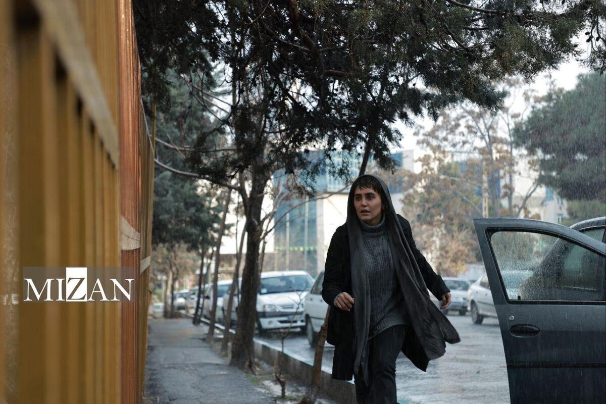 بحران چهل‌سالگی یا مقاومت جمعی؟ نگاهی جامعه‌شناختی و روان‌کاوانه به آرامبخش