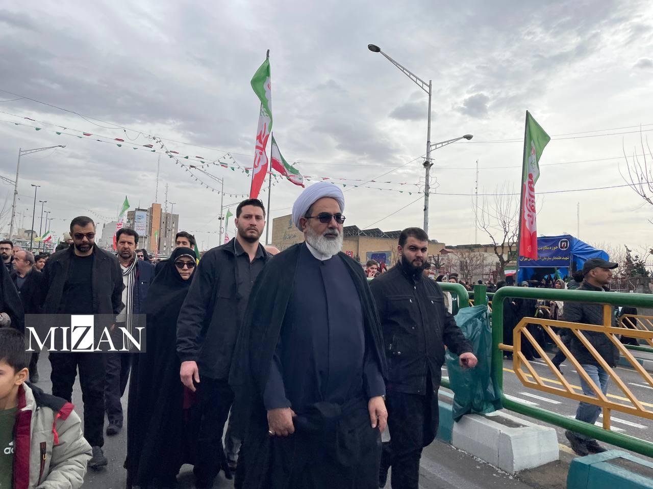 آغاز راهپیمایی ۲۲ بهمن؛ حضور پرشور مردم ایران برای ثبت یک حماسه دیگر