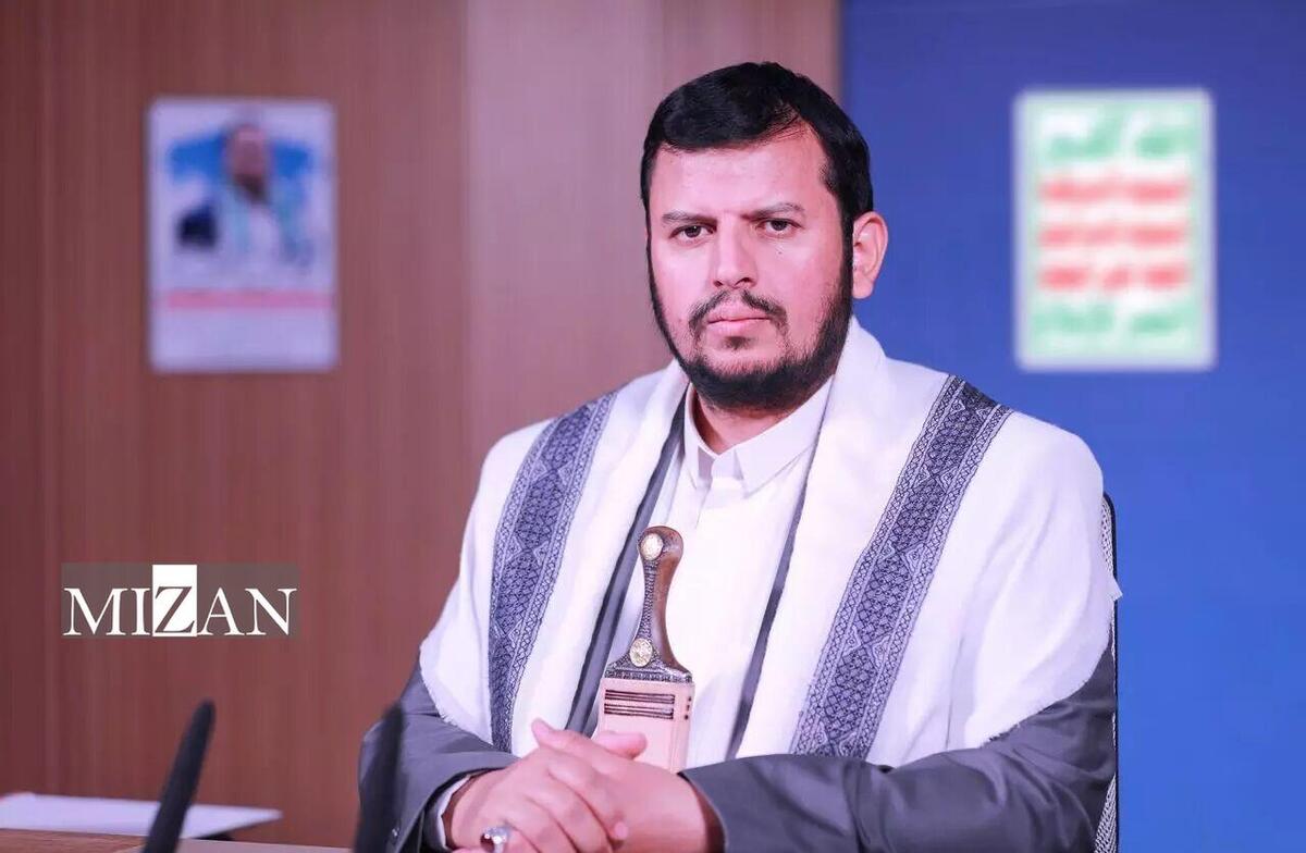 الحوثی: ایران در برابر فشارها و توطئه‌ها ایستاده است