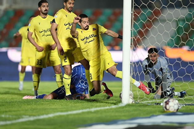 آغاز هفته بیست‌ویکم لیگ برتر فوتبال با نبرد همسایه‌های پایین جدولی/ دوئل چغر‌ها در اهواز با چاشنی نتایج سینوسی پیروز