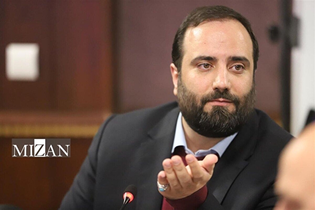 نقطه ضعف اصلی کشور فقدان یک آرایش رسانه‌ای متوازن است