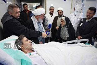حضور نمایندگان رهبر انقلاب در منازل تعدادی از جانبازان سرافراز