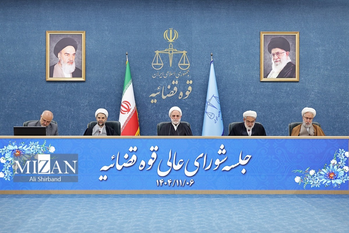 تاکیدات مؤکد رئیس قوه قضاییه بر امر مبارزه بی‌امان با فساد اقتصادی، به موازاتِ محاکمه و مجازات تروریست‌ها و اغتشاشگران وقایع اخیر