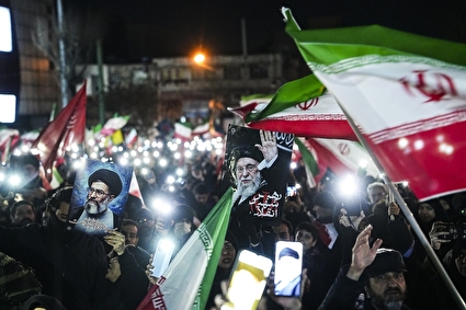 عزاداری مردم تهران در پی شهادت رهبر انقلاب