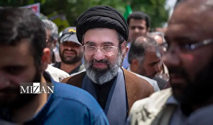 آیت‌الله سیدمجتبی حسینی خامنه‌ای رهبر جمهوری اسلامی ایران شد