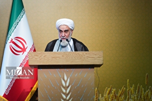 بیعت حجج‌ اسلام والمسلمین محمدی گلپایگانی و حجازی با رهبر انقلاب
