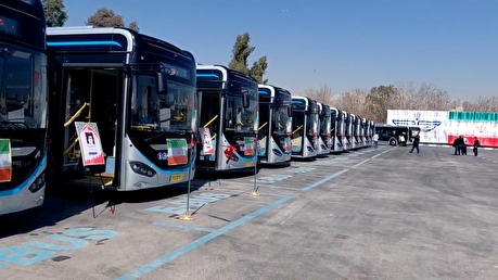 اتوبوس‌های ۱۸ متری و بزرگ‌ترین ایستگاه شارژ برقی کشور در تهران رونمایی شد