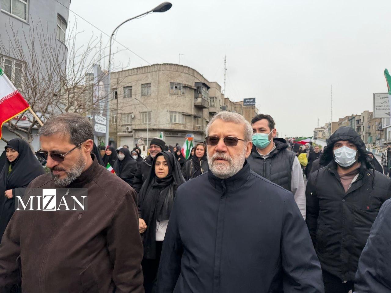 برگزاری راهپیمایی روز جهانی قدس در سراسر کشور/ تهدید و موشک هم حریف مردم روزه‌دار تهران نشد