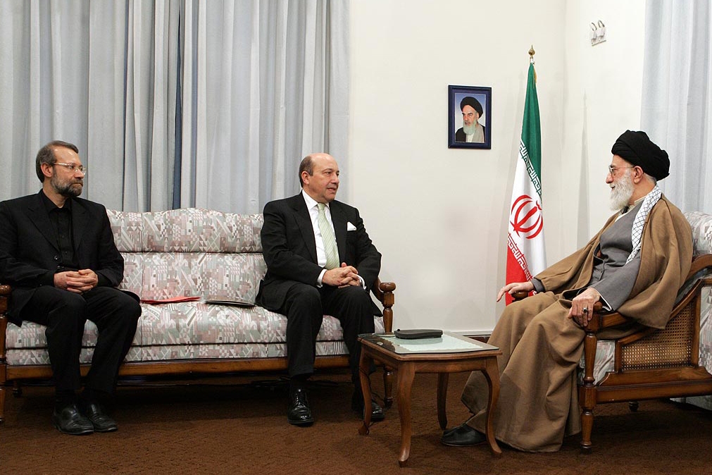 مسئولیت‌هایی که شهید لاریجانی از سوی رهبر شهید انقلاب به آن‌ها منصوب شدند؛ خدمت در راه اعتلای ایران