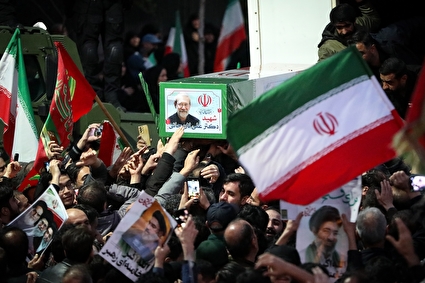 مراسم تشییع پیکر مطهر شهدای ناوشکن دنا - ۲
