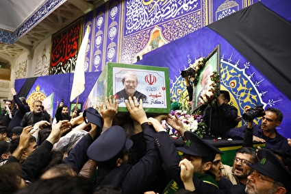 مراسم استقبال از پیکر شهید علی لاریجانی در قم