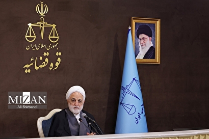 محکم در مقابل تروریست‌ها؛ رئوف در مواجهه با مردم