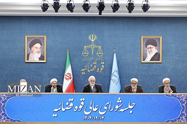 ابلاغیه فسادستیزی و «بایدهای» مبارزه‌ همه‌جانبه با فساد، توسط رئیس قوه قضاییه صادر شد/ صدور دستورات مشخص در ارتباط با بازنگری و بازآرایی قوانین مرتبط با مقابله با فساد