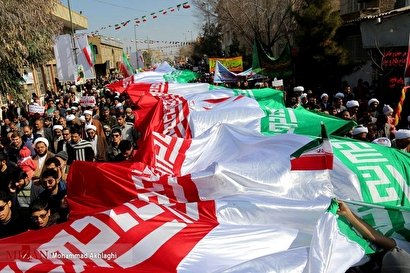 پرچم ملی خط قرمز نظام‌های حقوقی جهان است/ اهانت به پرچم اعتراض نیست حمله به انسجام ملی است